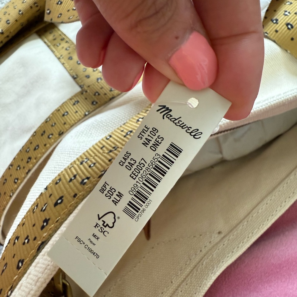 Madewell Cream and Brown Tote Bag with Structured Design - Picture 4 of 5